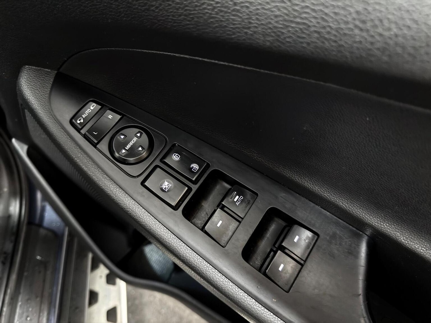 Used Hyundai TUCSON 2017 for sale - 77595327: Photo 40