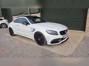 Used Mercedes-Benz C Class 2017 for sale - 77988874: Photo