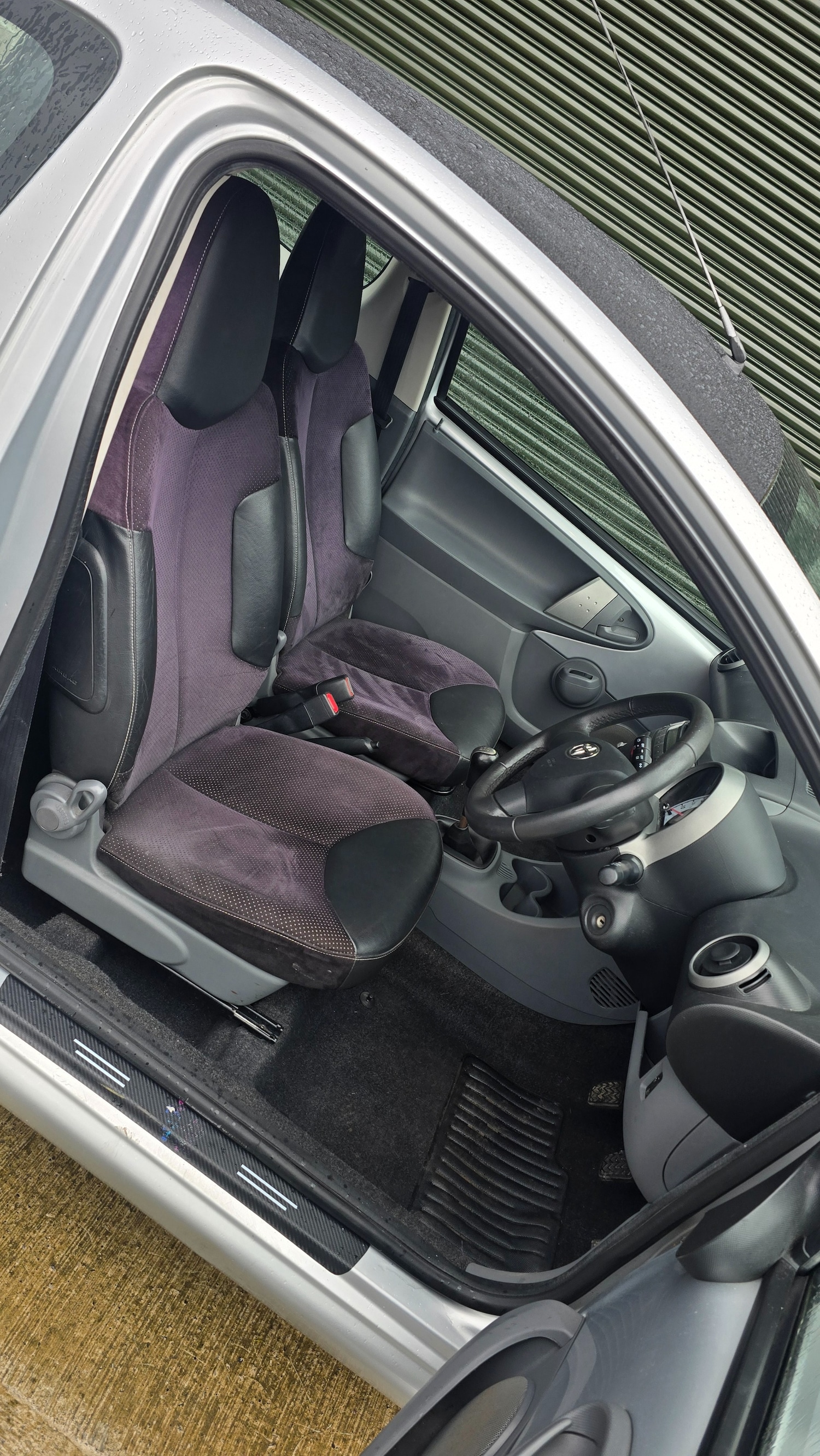 Used Toyota AYGO 2011 for sale - 77431453: Photo 9