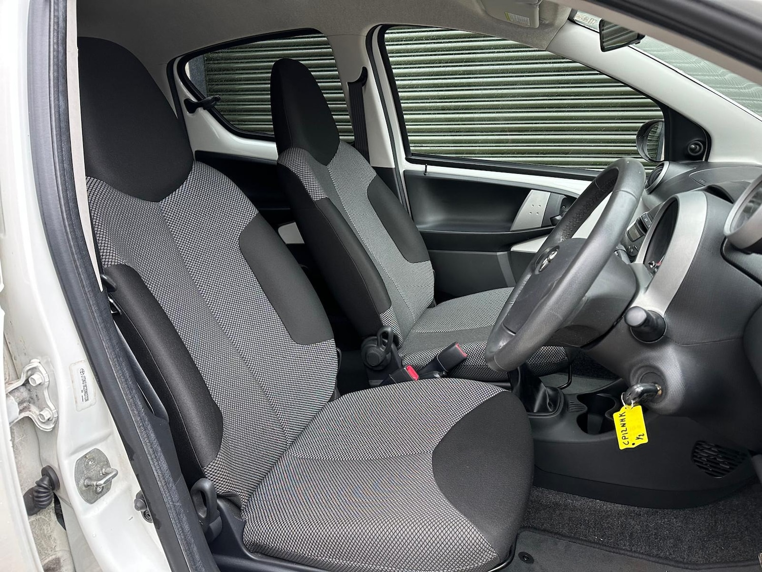 Used Toyota AYGO 2012 for sale - 77431683: Photo 24