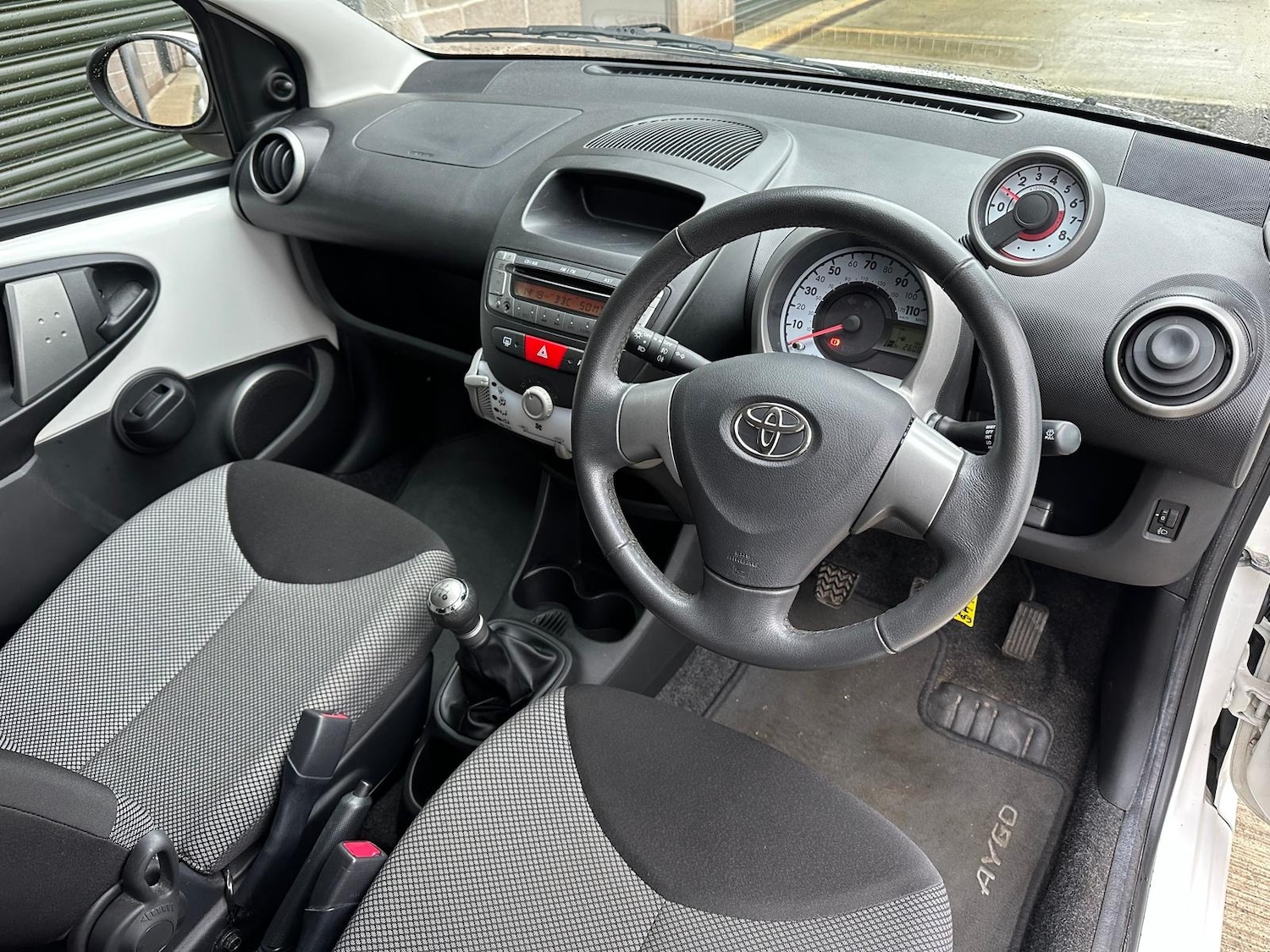 Used Toyota AYGO 2012 for sale - 77431683: Photo 26