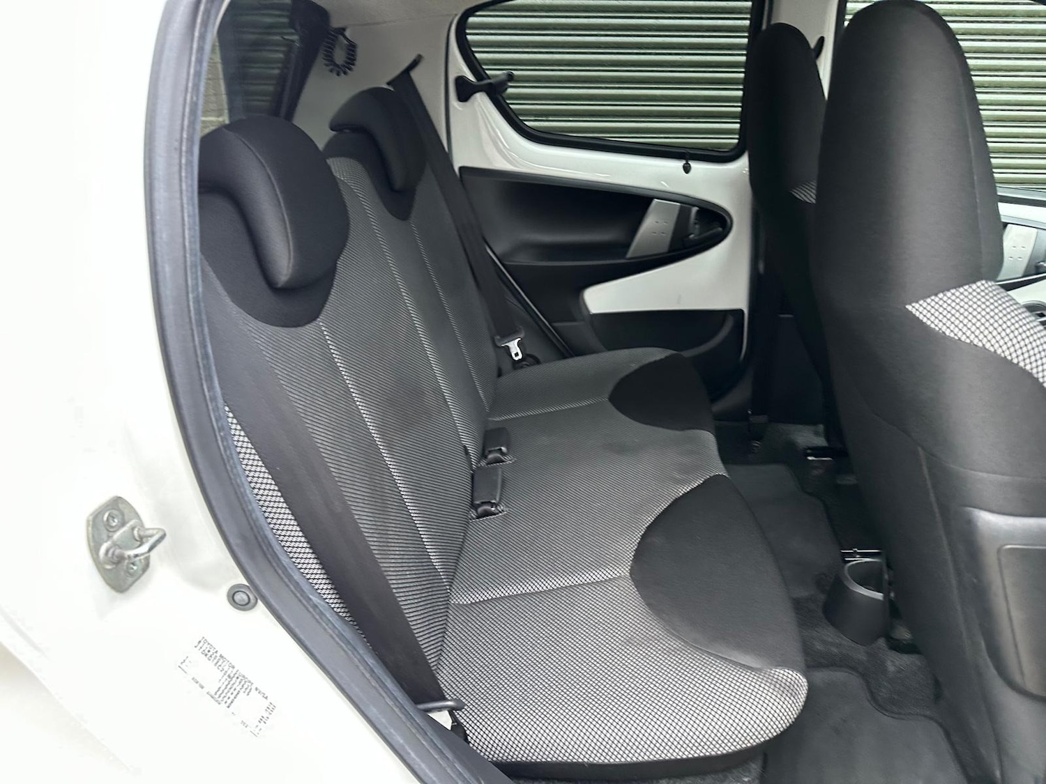 Used Toyota AYGO 2012 for sale - 77431683: Photo 27