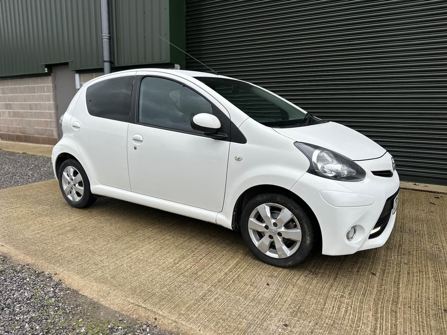Used Toyota AYGO 2012 for sale - 77431683: Photo 5