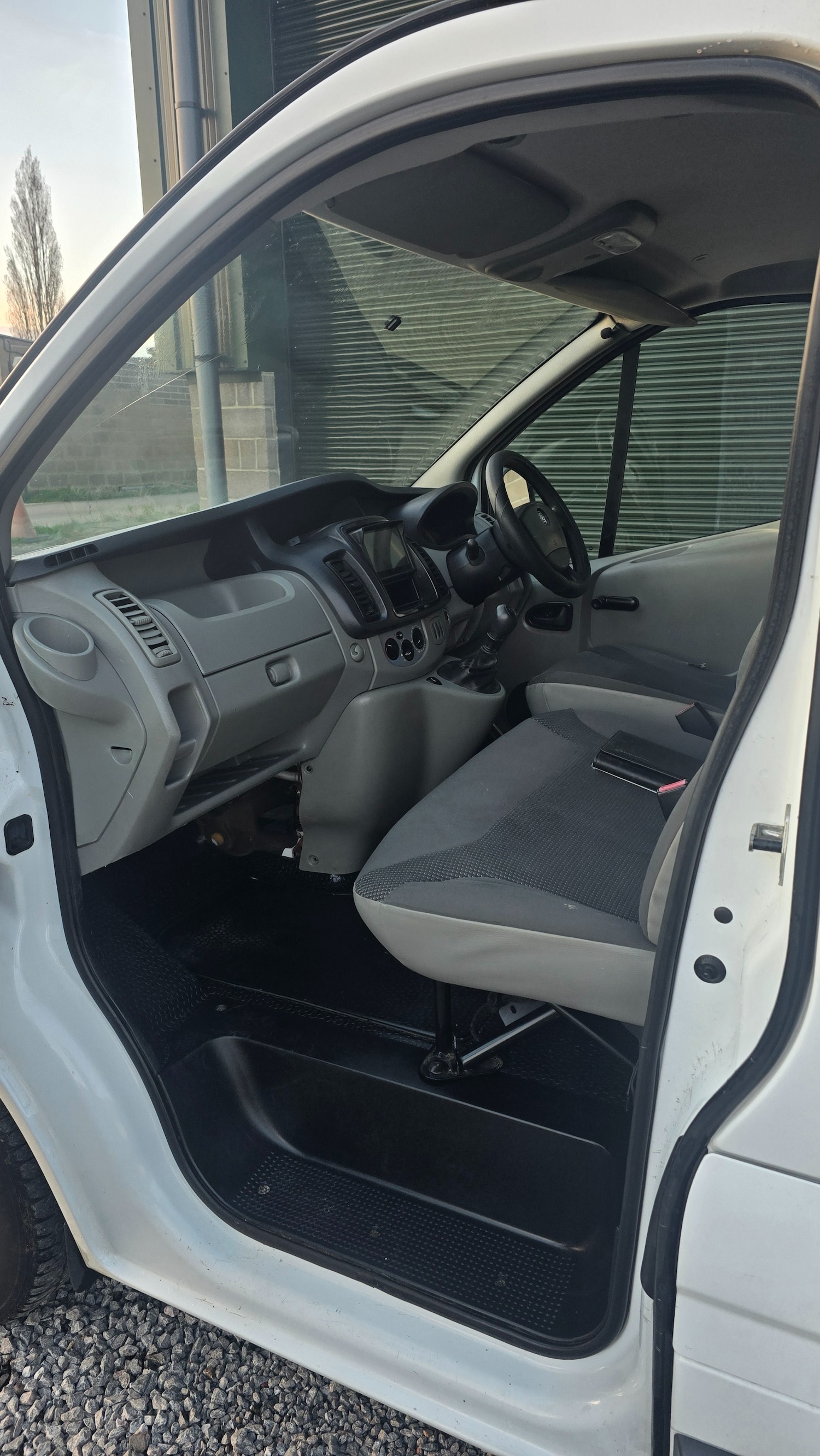 Used Vauxhall Vivaro 2014 for sale - 77610746: Photo 23