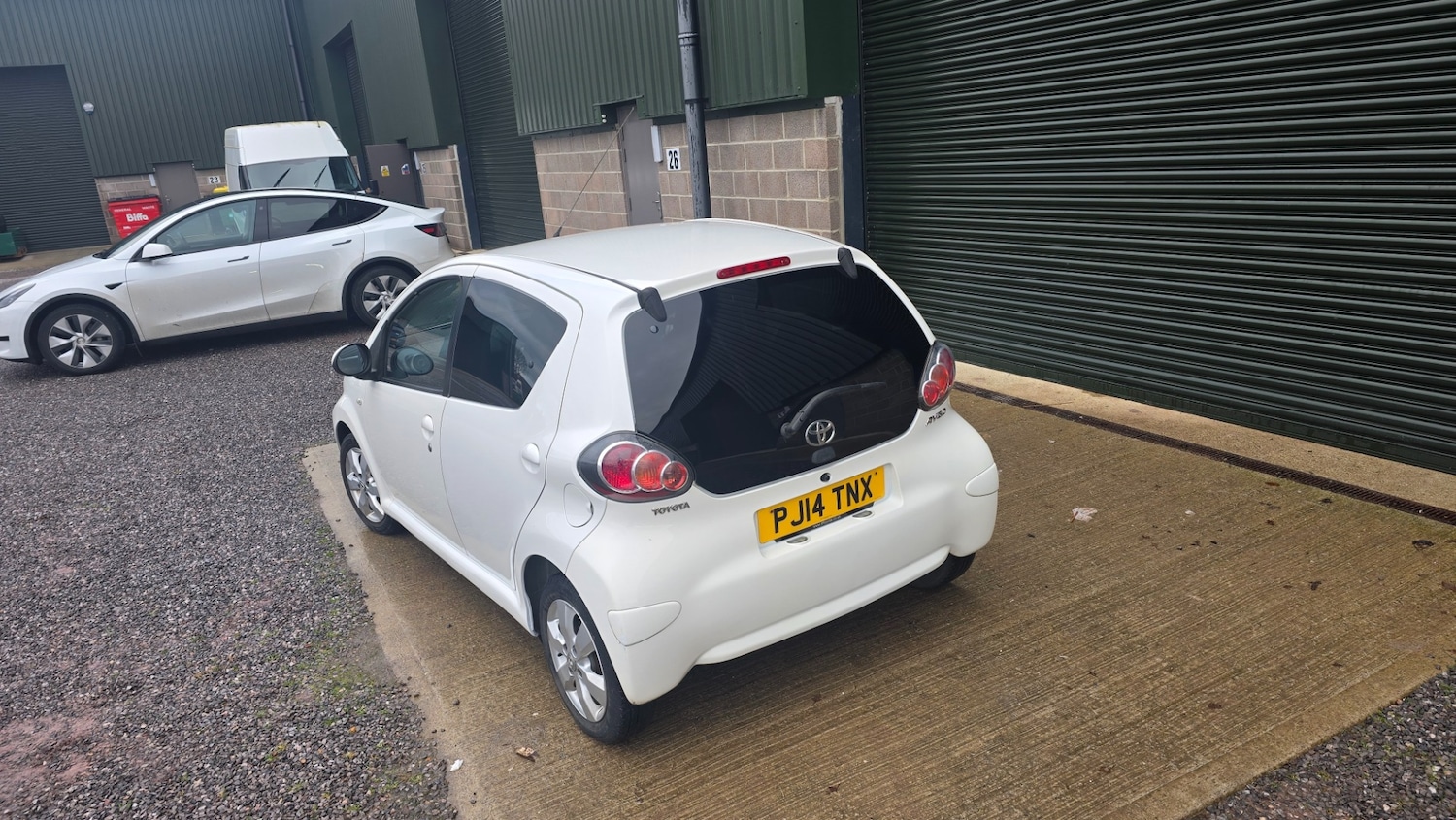 Used Toyota AYGO 2014 for sale - 77437736: Photo 11