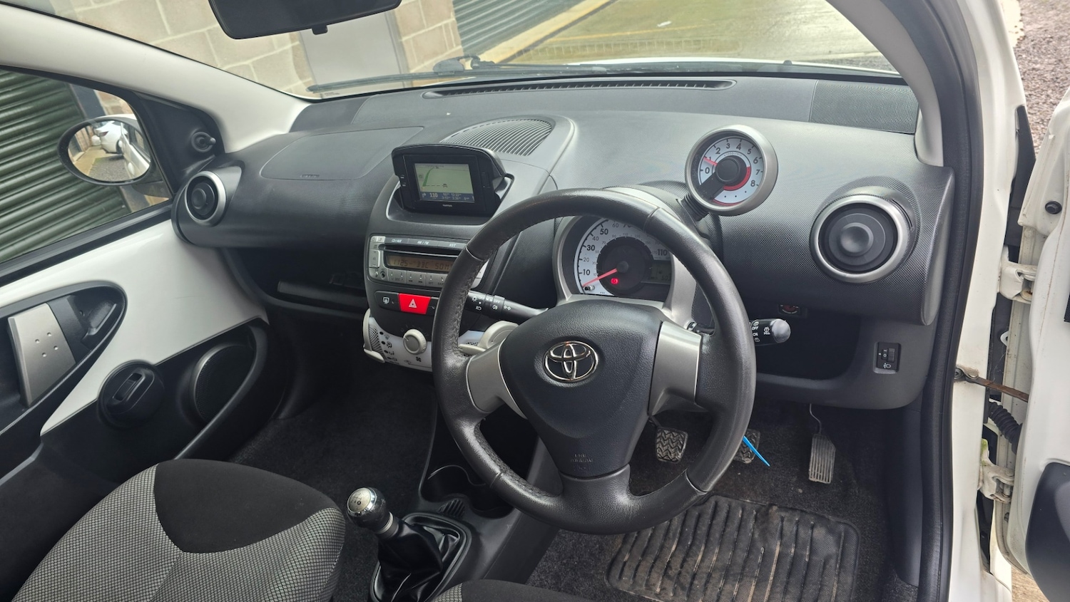 Used Toyota AYGO 2014 for sale - 77437736: Photo 17