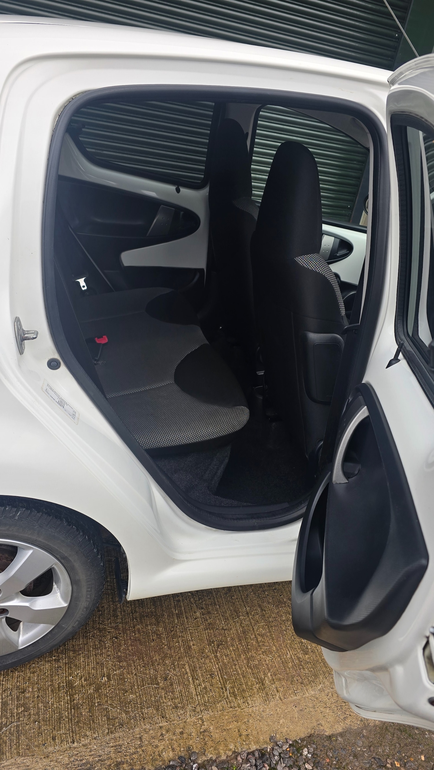Used Toyota AYGO 2014 for sale - 77437736: Photo 18