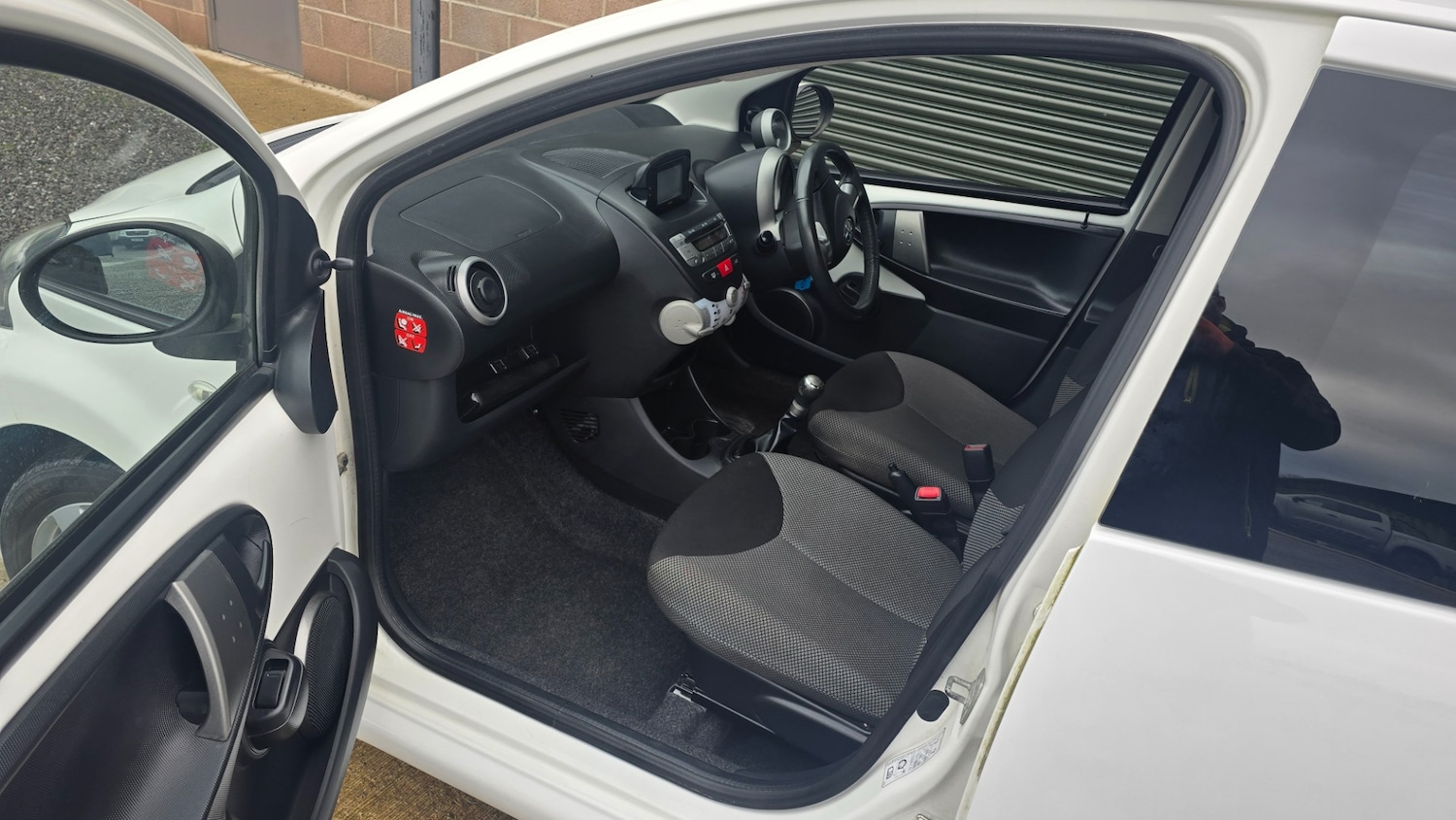 Used Toyota AYGO 2014 for sale - 77437736: Photo 20