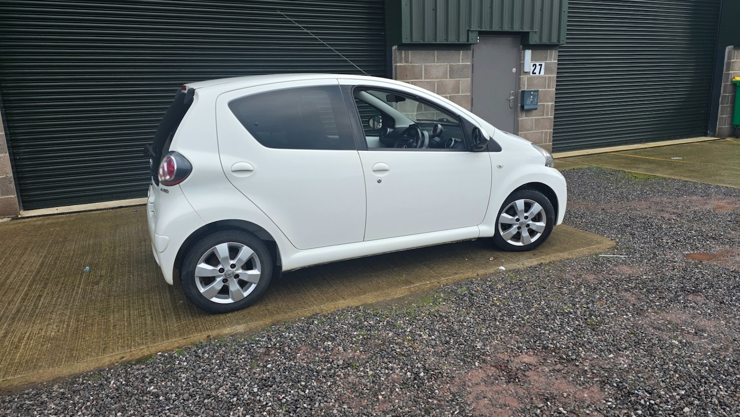 Used Toyota AYGO 2014 for sale - 77437736: Photo 4
