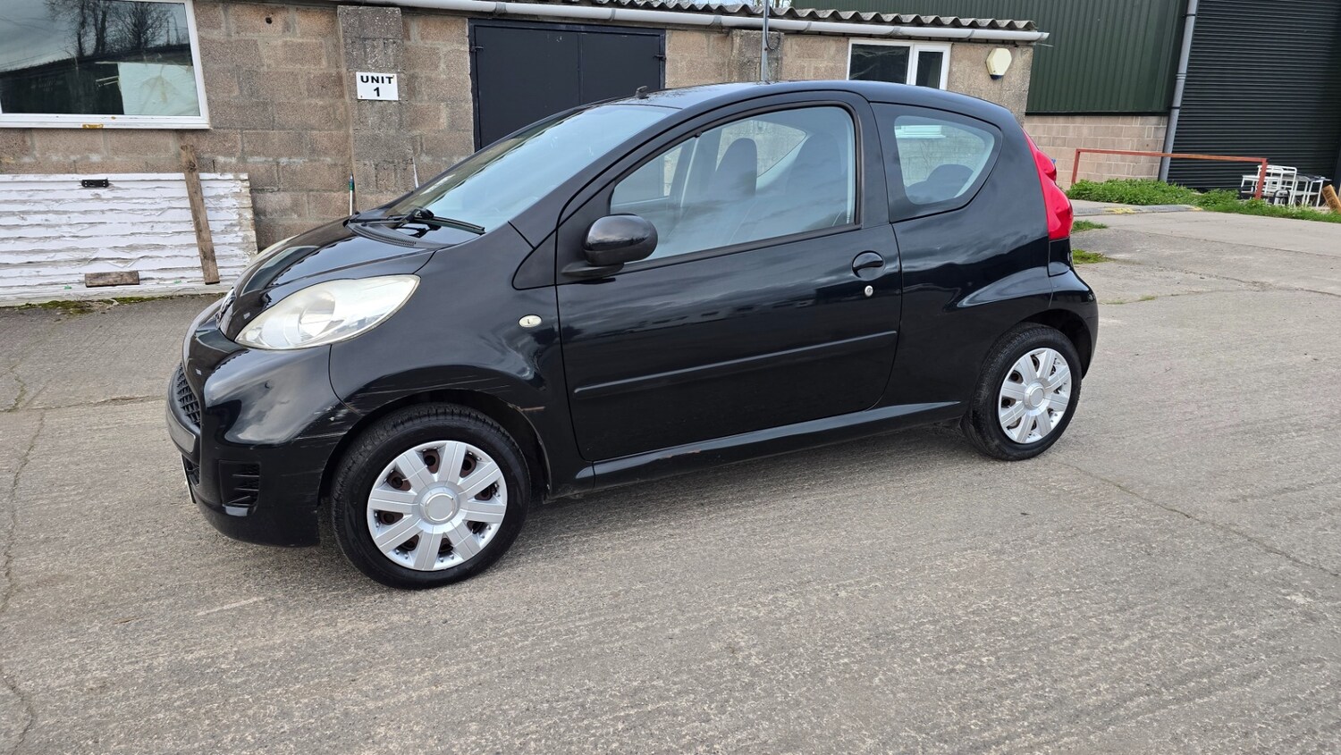 Used Peugeot 107 2011 for sale - 77466113: Photo 14