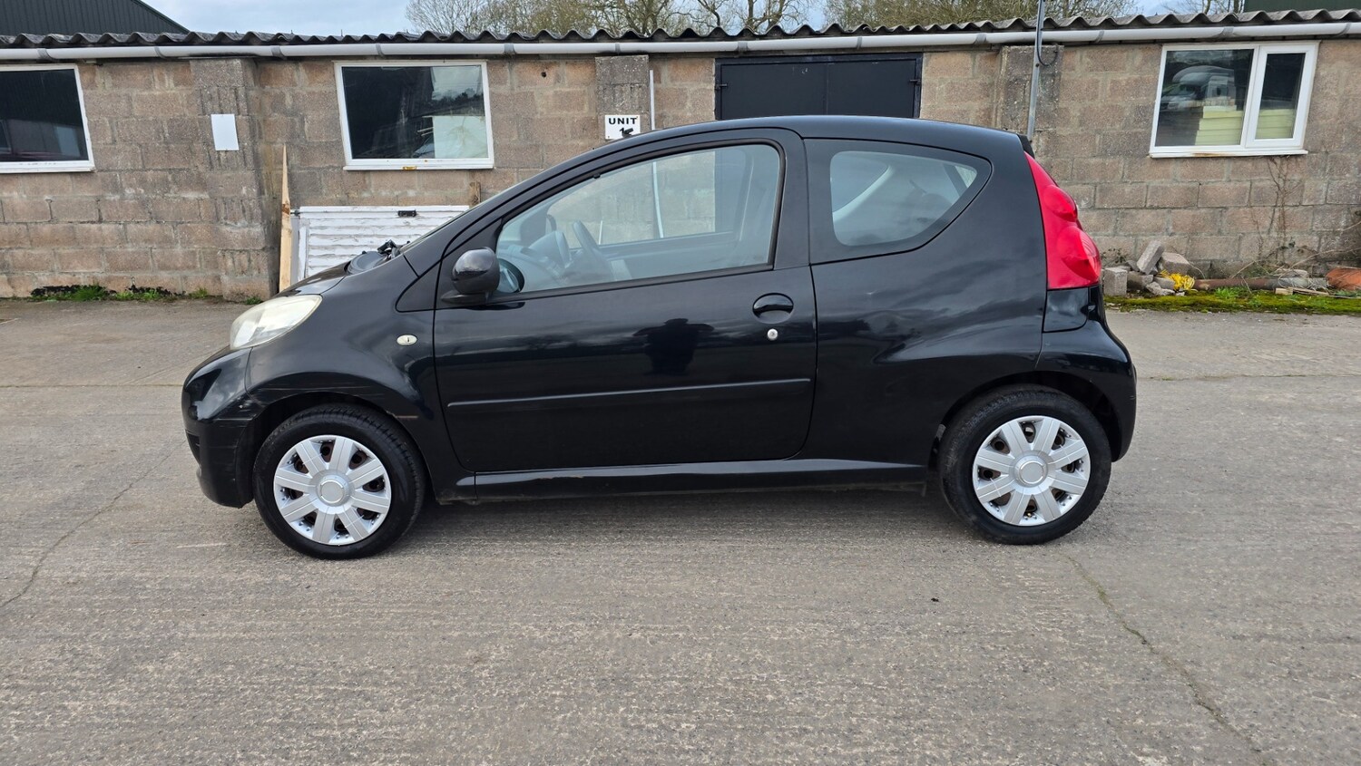 Used Peugeot 107 2011 for sale - 77466113: Photo 15