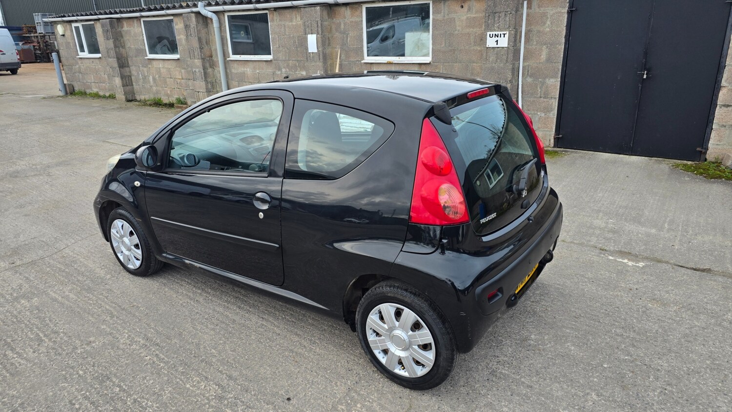 Used Peugeot 107 2011 for sale - 77466113: Photo 16