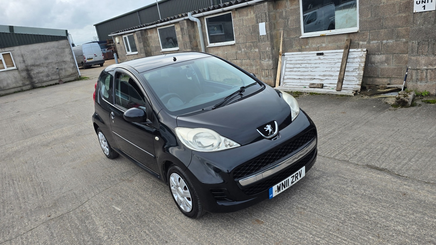Used Peugeot 107 2011 for sale - 77466113: Photo 5