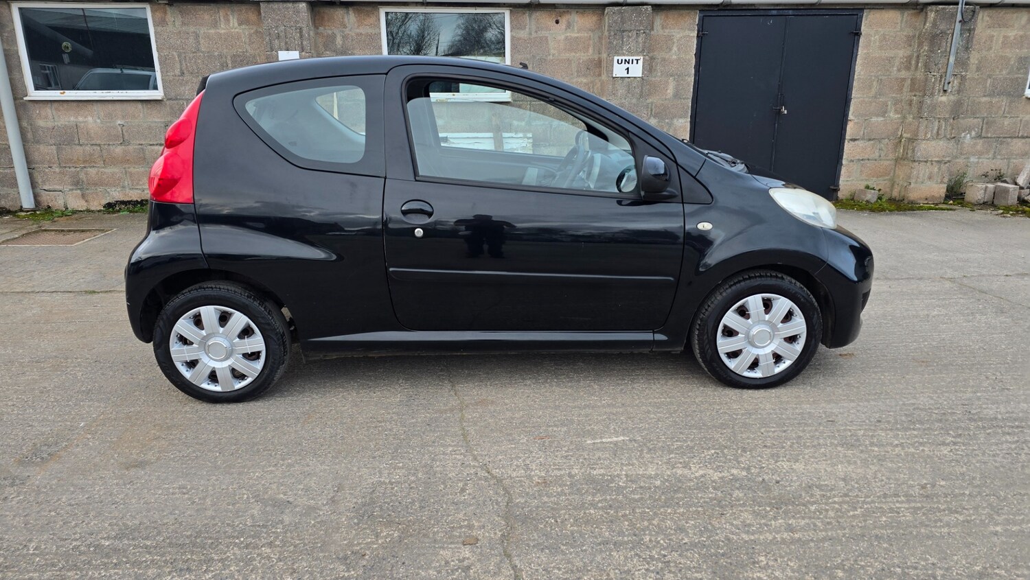 Used Peugeot 107 2011 for sale - 77466113: Photo 6