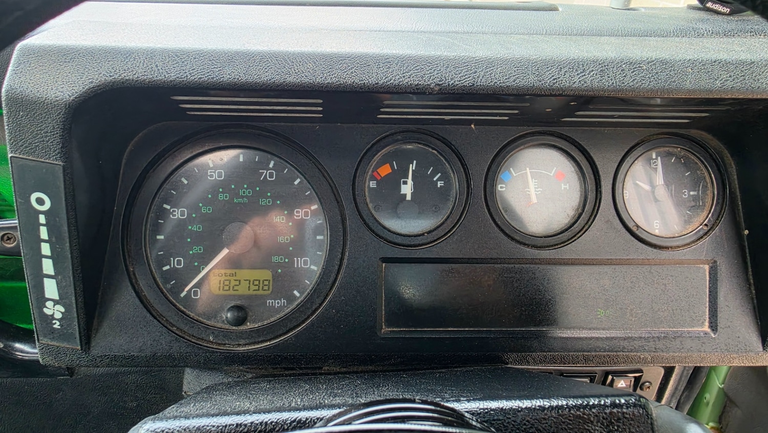 Used Land Rover Defender 2001 for sale - 77982021: Photo 20