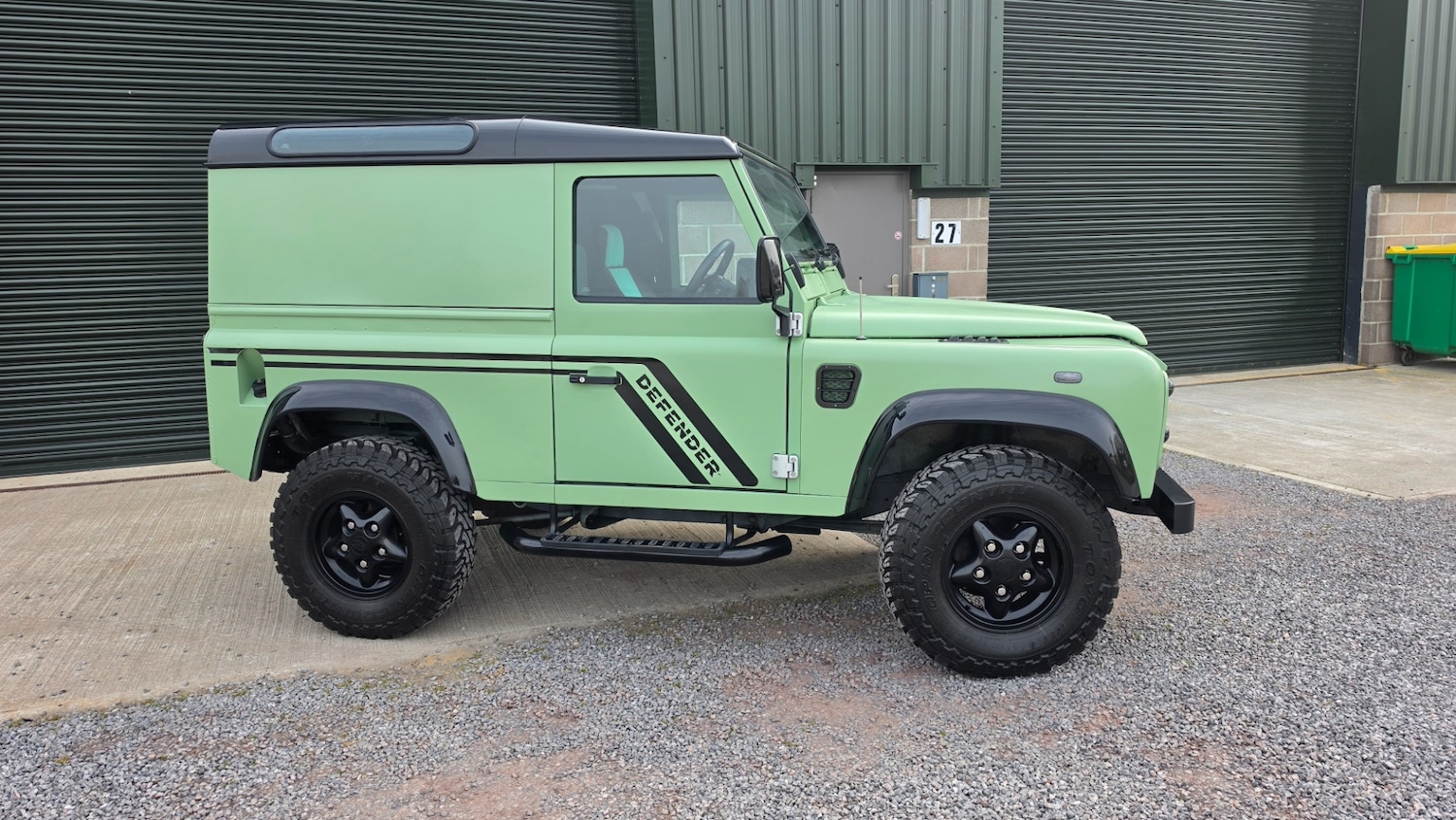 Used Land Rover Defender 2001 for sale - 77982021: Photo 3