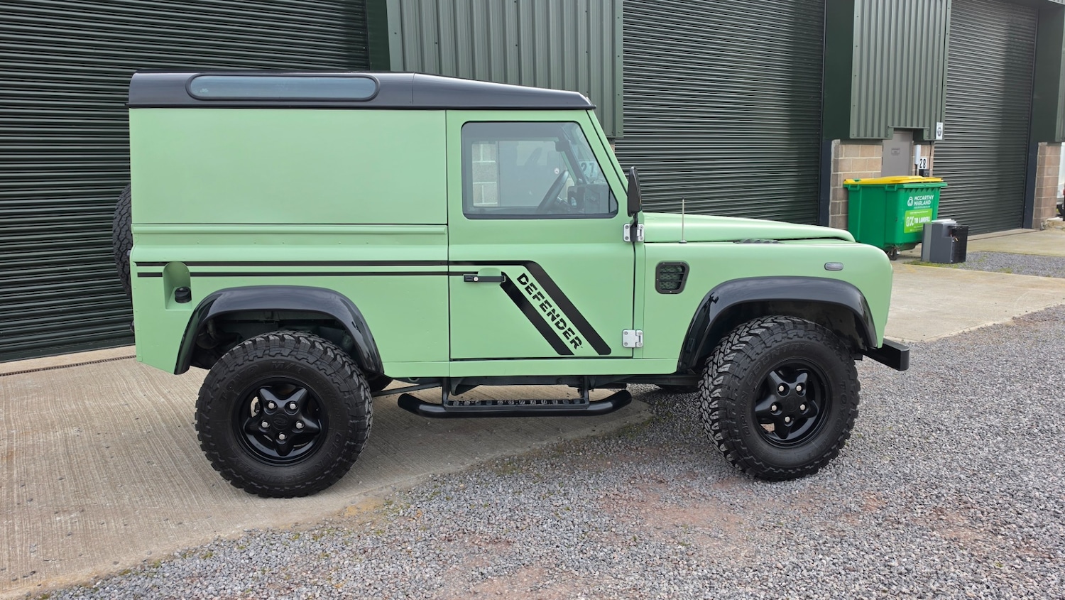 Used Land Rover Defender 2001 for sale - 77982021: Photo 4