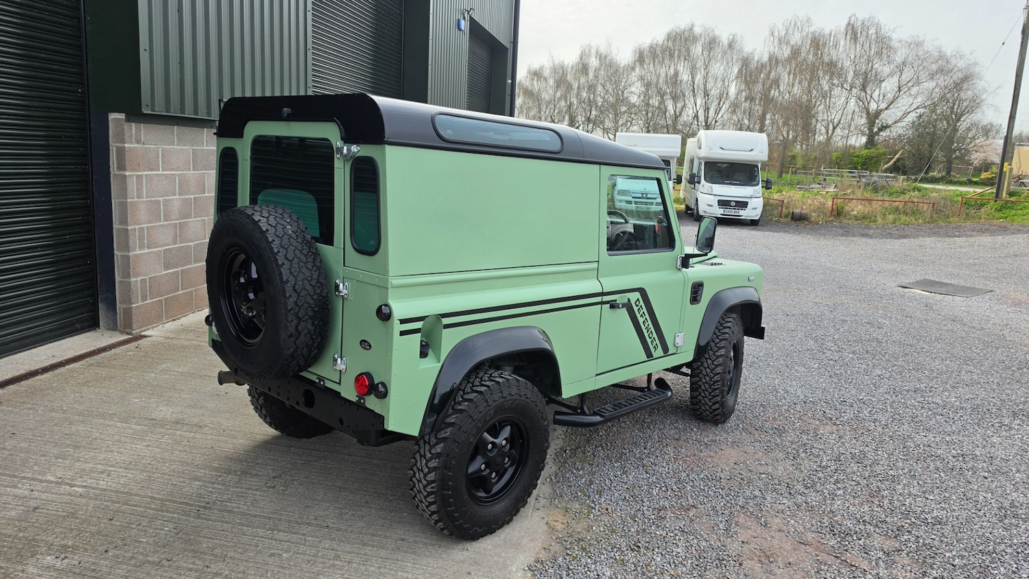 Used Land Rover Defender 2001 for sale - 77982021: Photo 6