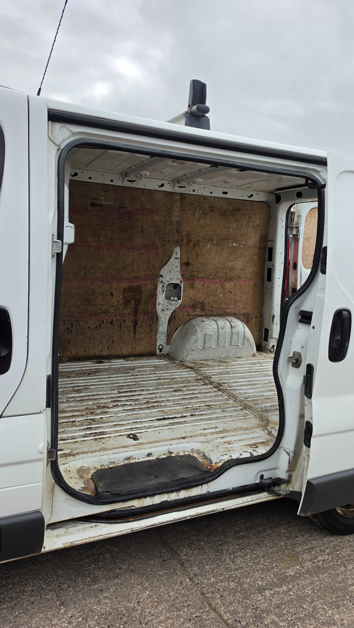 Used Vauxhall Vivaro 2013 for sale - 78091623: Photo 13