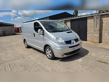 Used Renault Trafic 2010 for sale - 78213302: Photo
