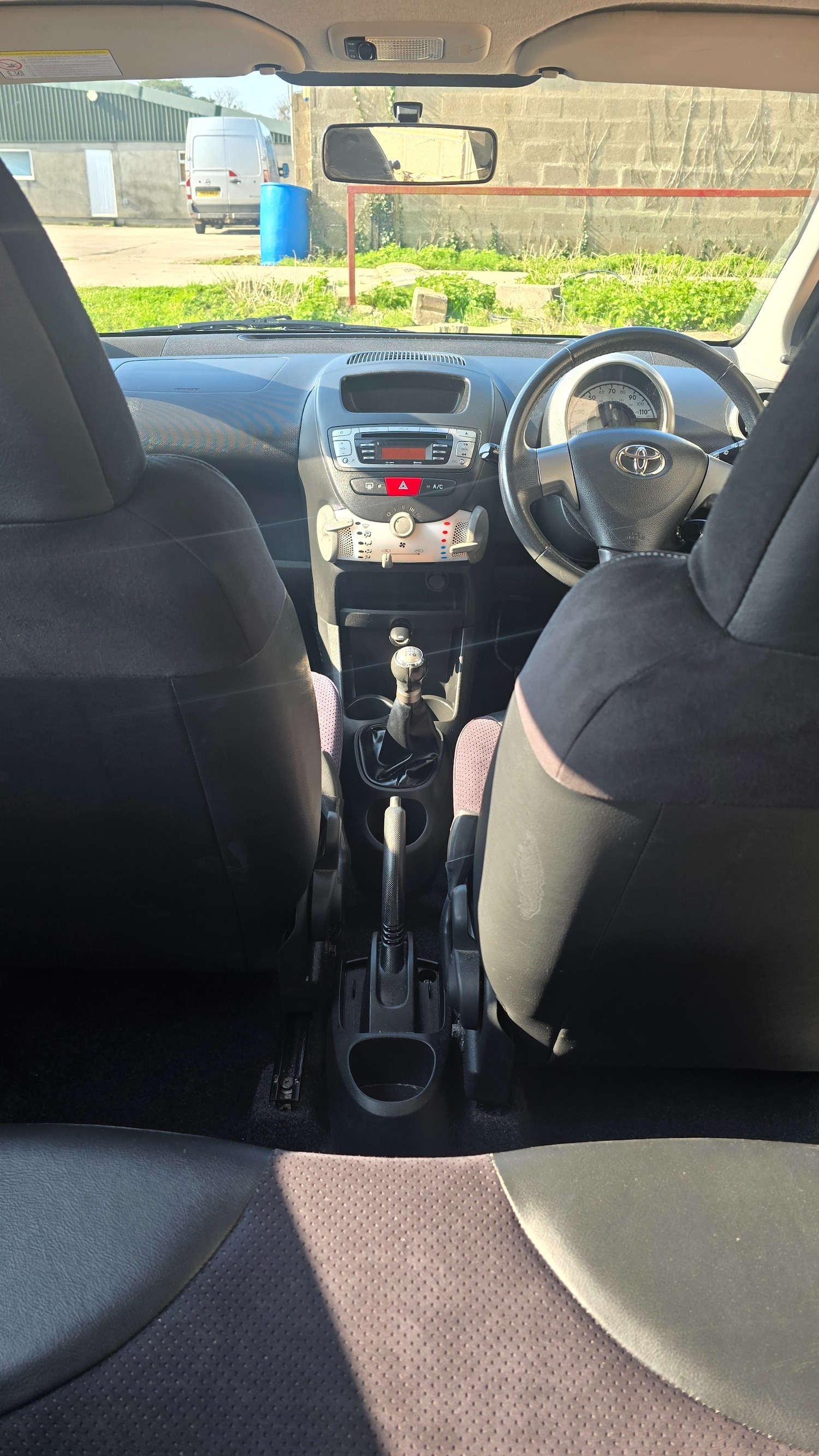 Used Toyota AYGO 2012 for sale - 77749427: Photo 21