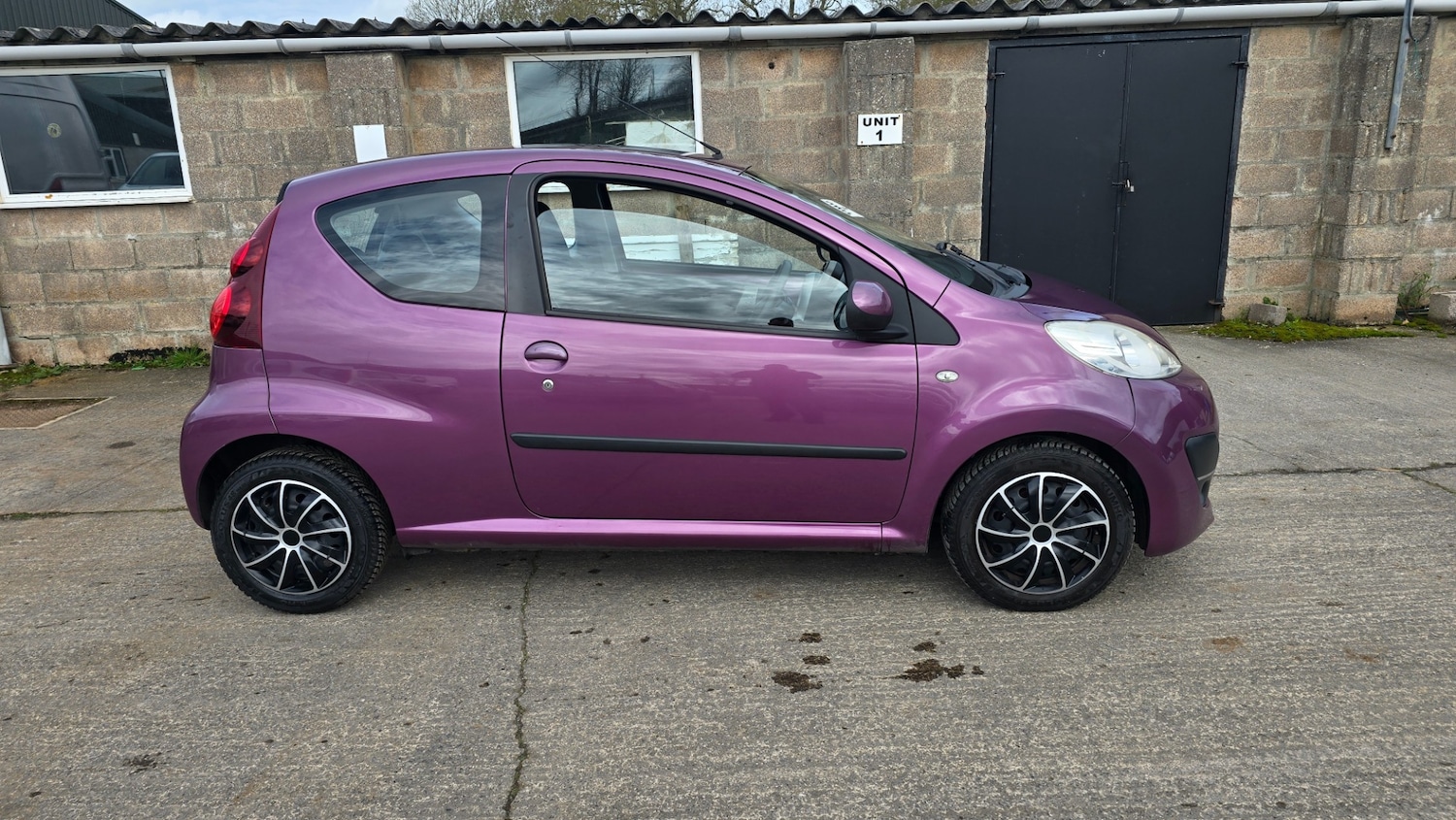 Used Peugeot 107 2014 for sale - 77691141: Photo 10