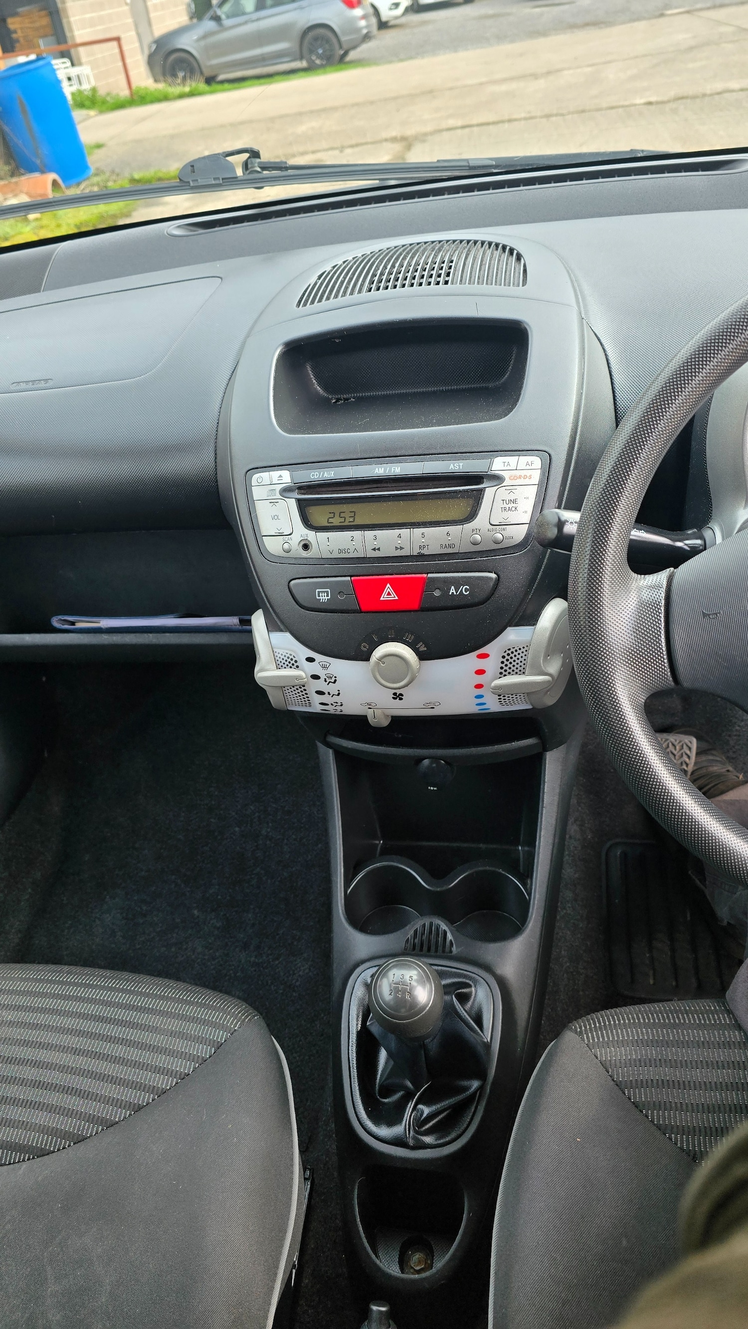 Used Peugeot 107 2014 for sale - 77691141: Photo 30