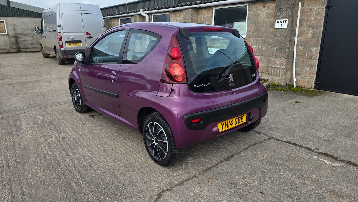 Used Peugeot 107 2014 for sale - 77691141: Photo 6