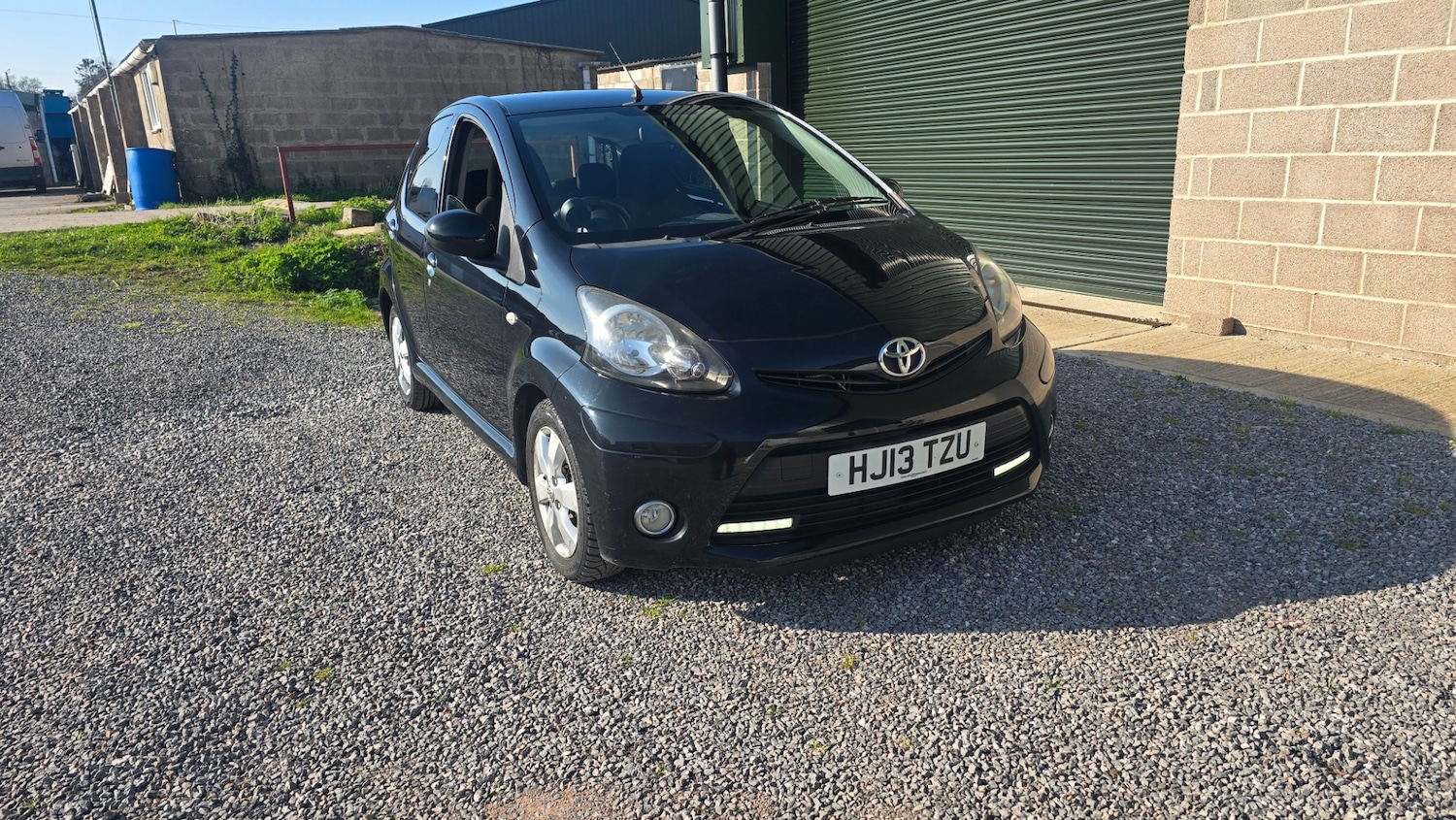 Used Toyota AYGO 2013 for sale - 77749436: Photo 2