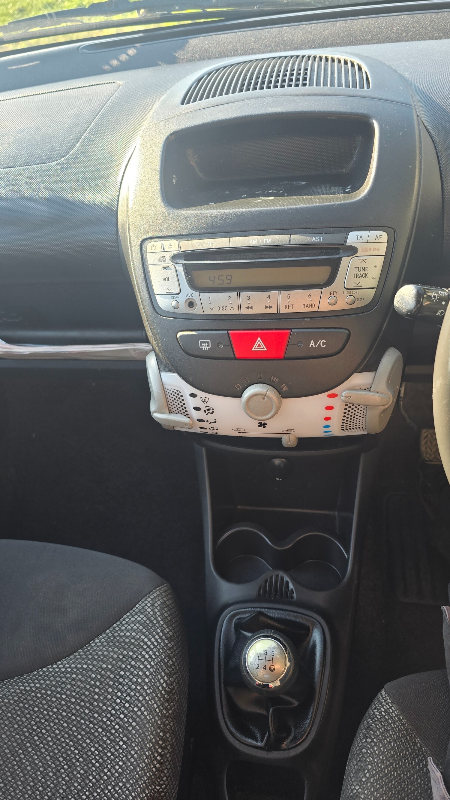 Used Toyota AYGO 2013 for sale - 77749436: Photo 22