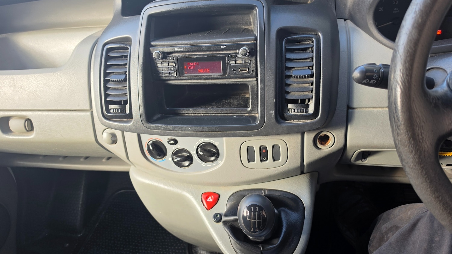 Used Vauxhall Vivaro 2013 for sale - 78070703: Photo 23