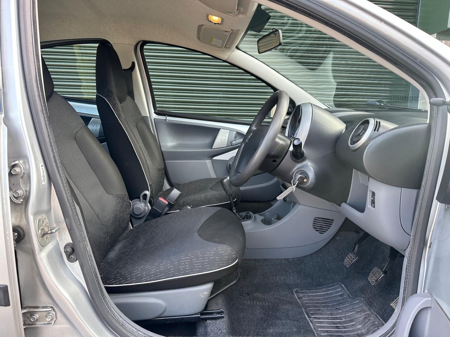 Used Peugeot 107 2011 for sale - 77436362: Photo 21