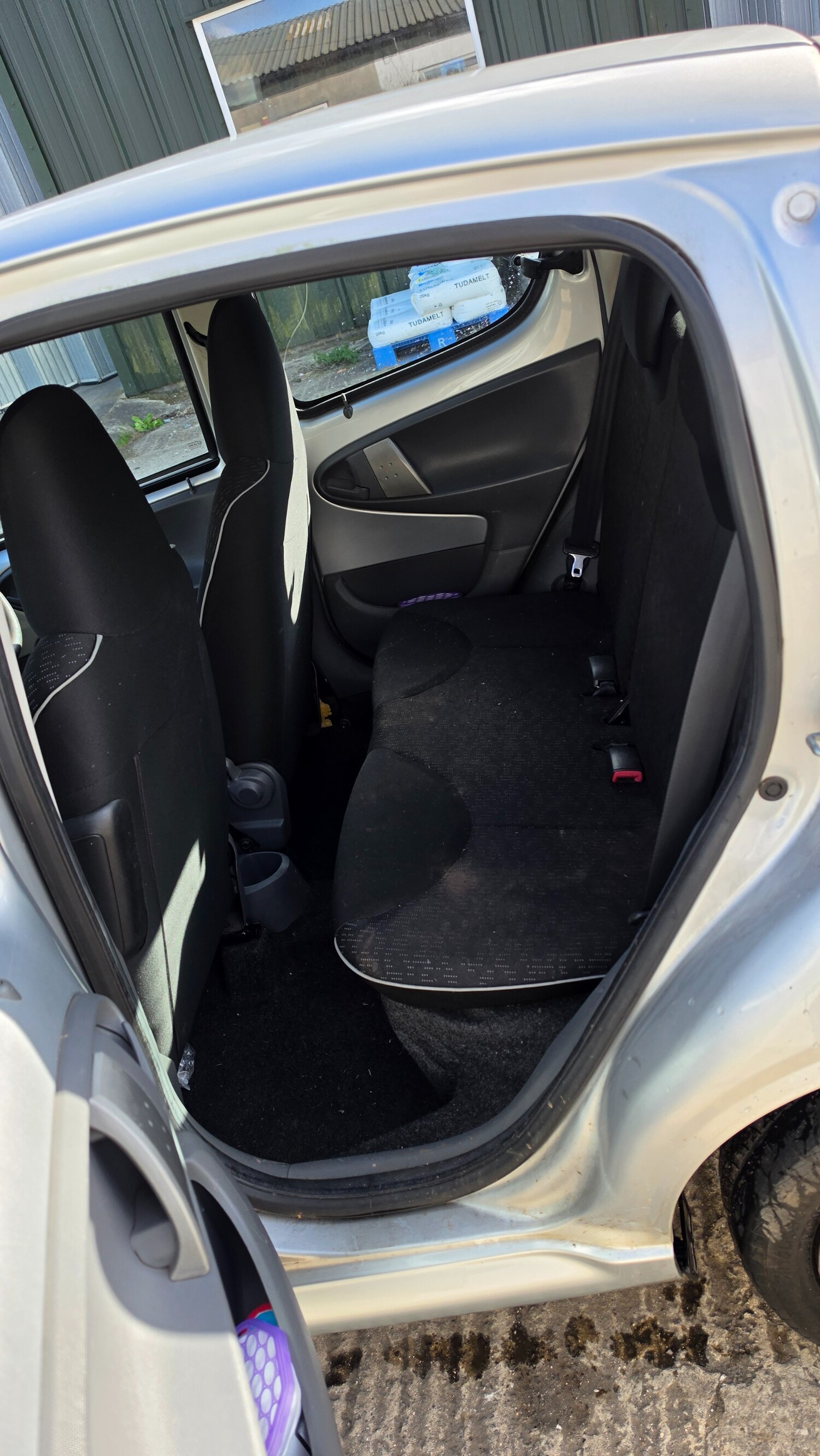 Used Peugeot 107 2010 for sale - 77466109: Photo 11