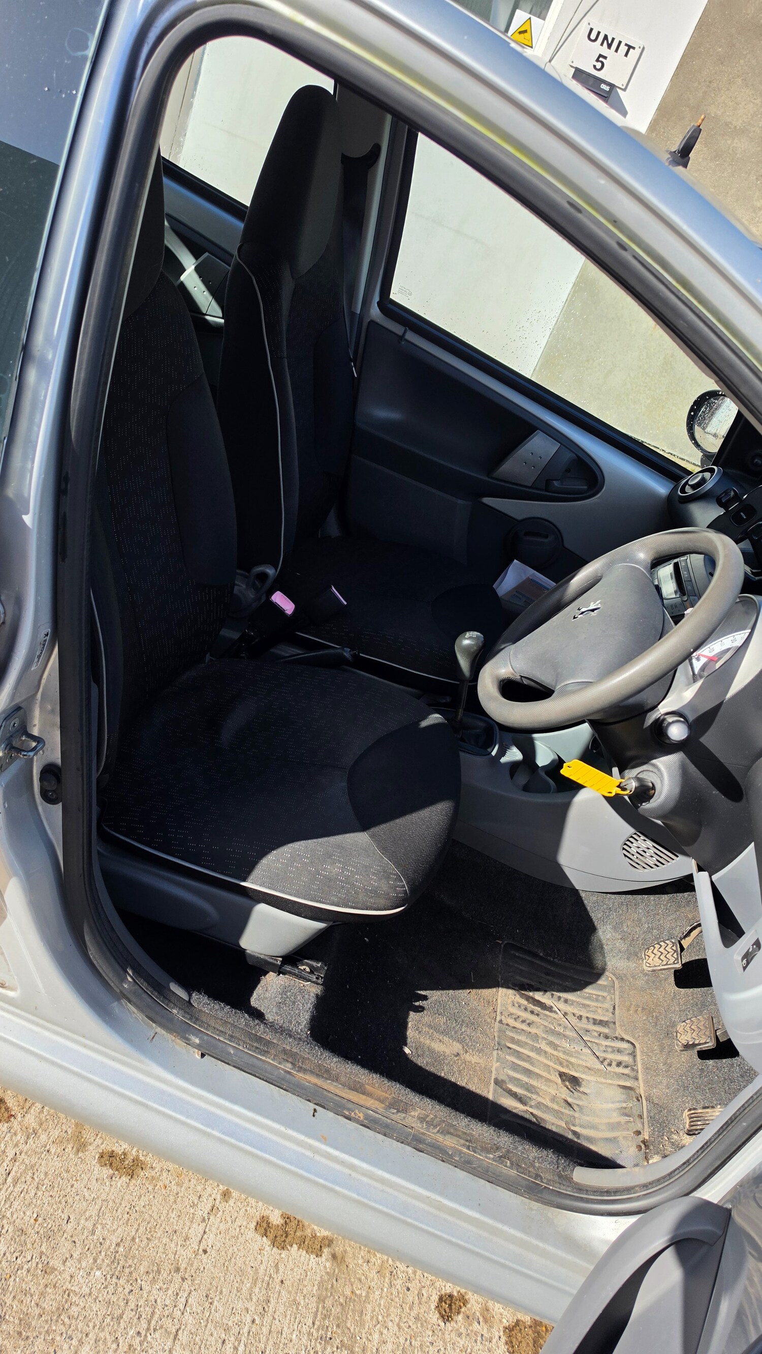 Used Peugeot 107 2010 for sale - 77466109: Photo 13