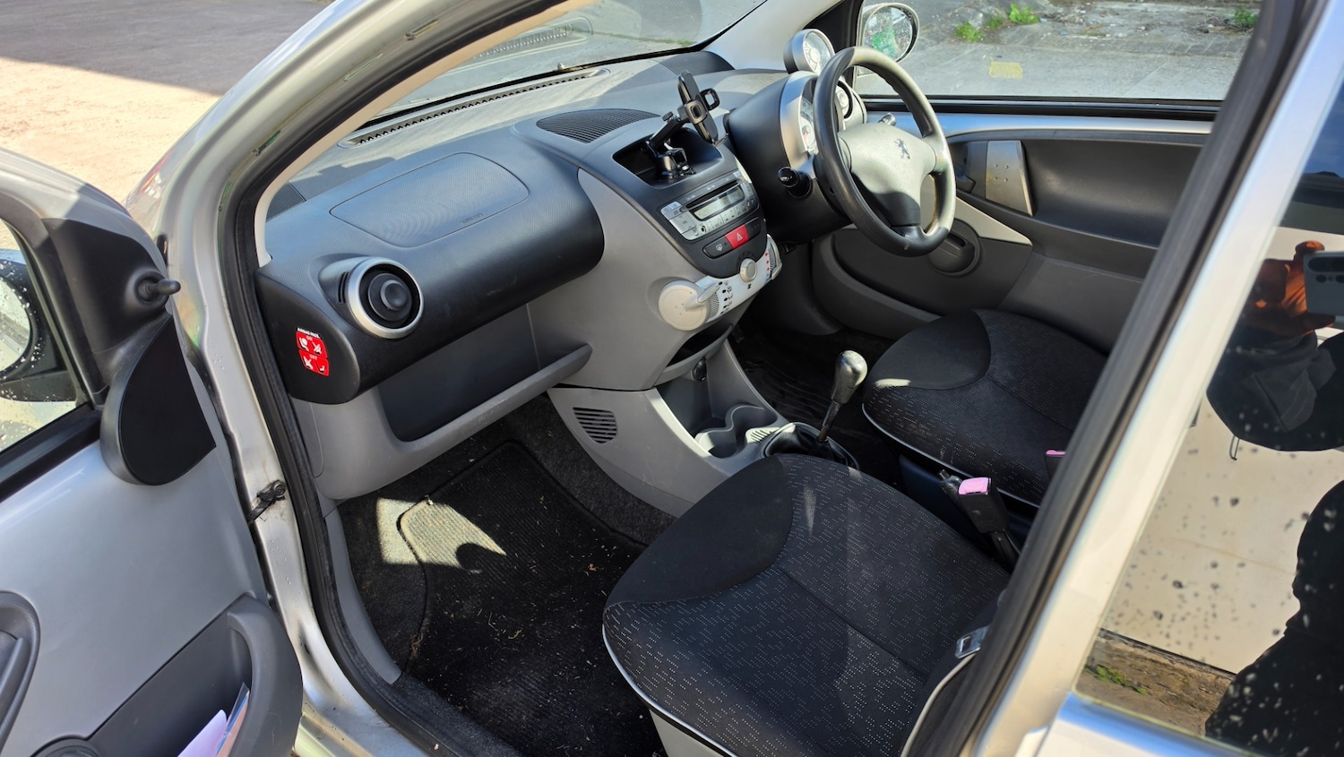 Used Peugeot 107 2010 for sale - 77466109: Photo 9