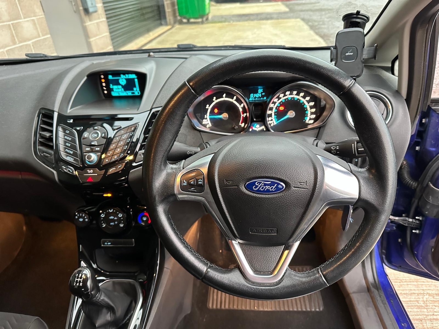 Used Ford Fiesta 2015 for sale - 77466117: Photo 26