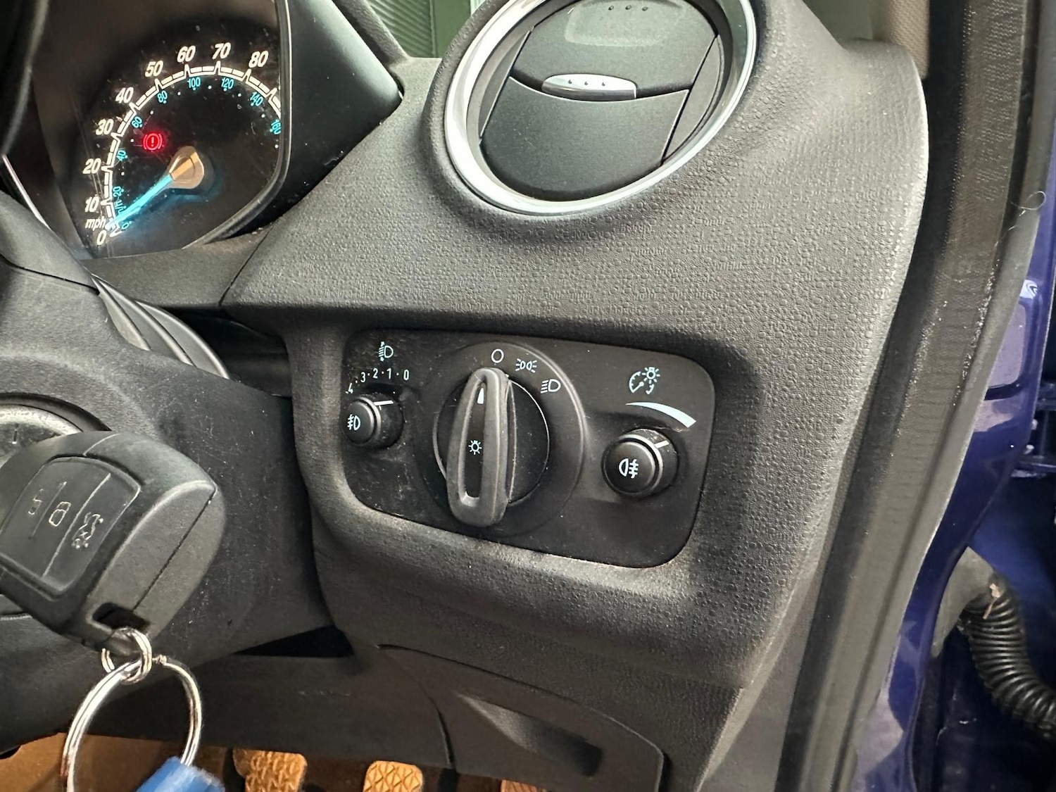 Used Ford Fiesta 2015 for sale - 77466117: Photo 32