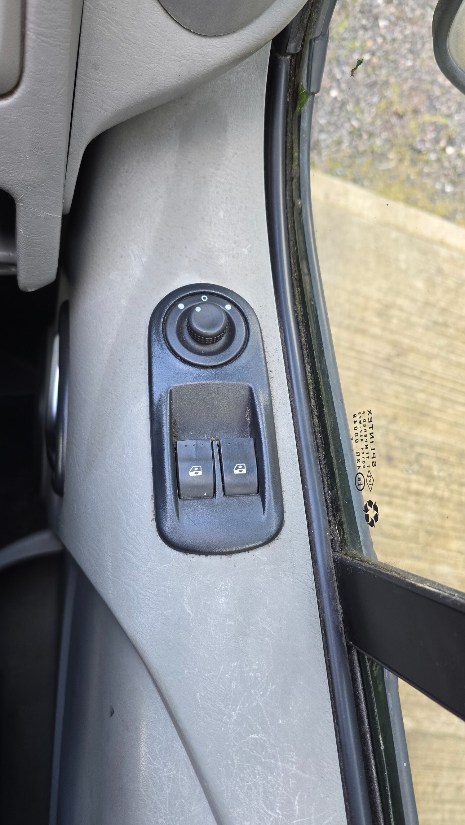 Used Vauxhall Vivaro 2012 for sale - 77610744: Photo 28