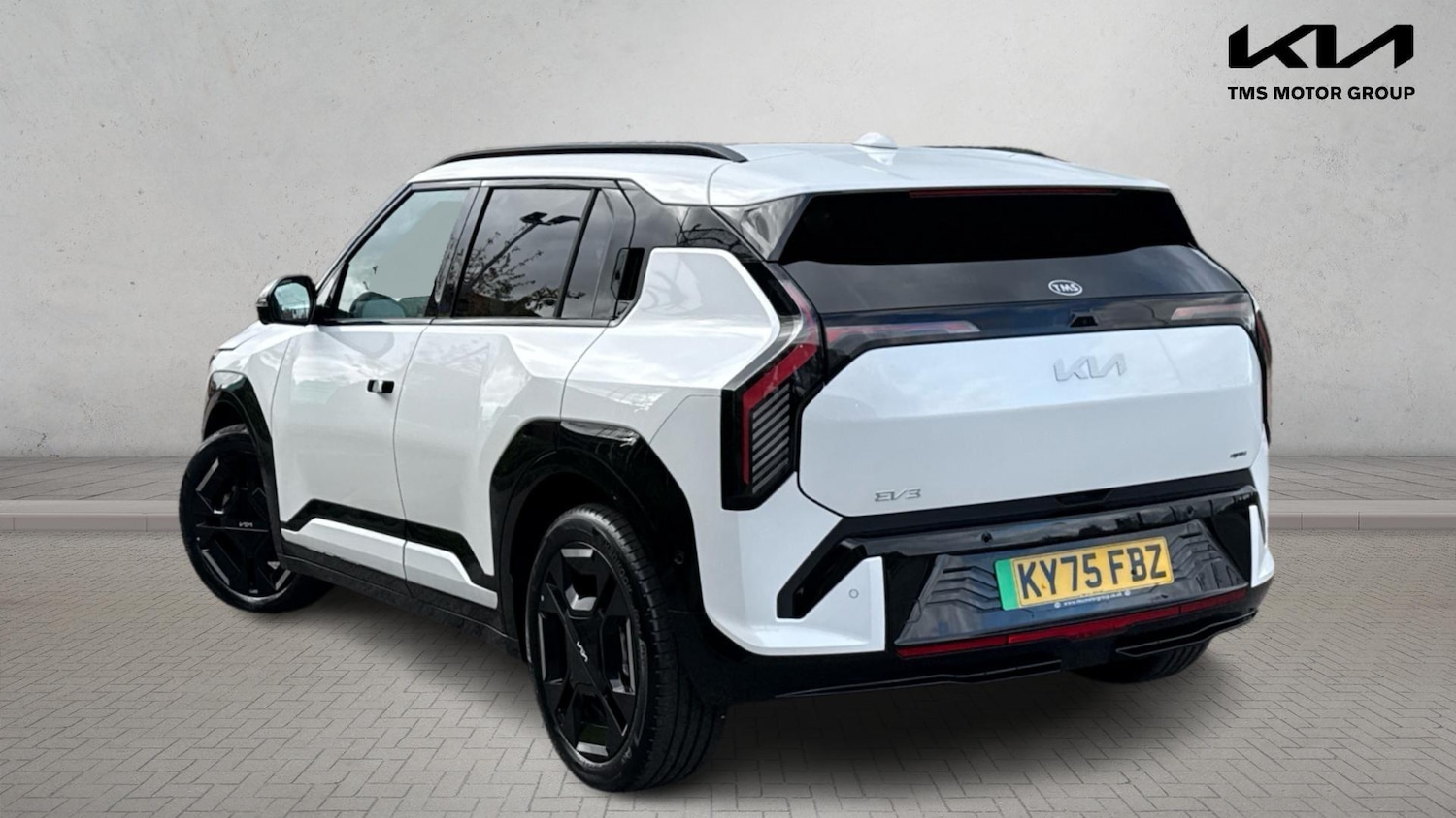 Used Kia EV3 2025 for sale - 76307103: Photo 2