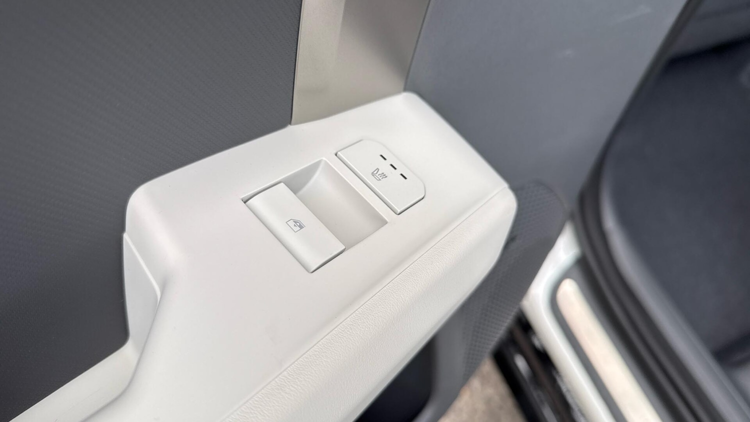 Used Kia EV3 2025 for sale - 76307103: Photo 29