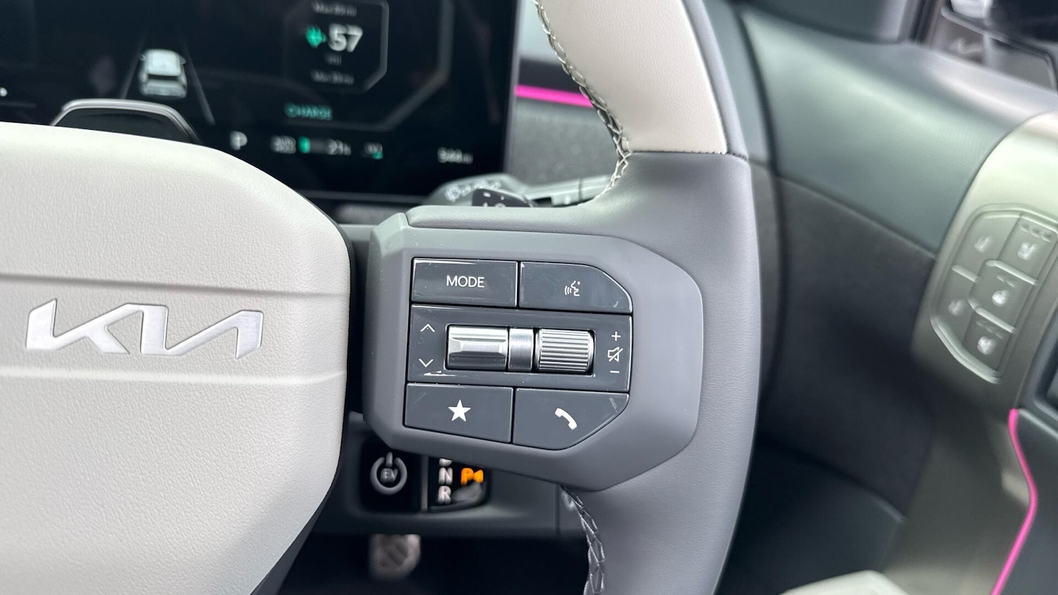 Used Kia EV3 2025 for sale - 76307103: Photo 49