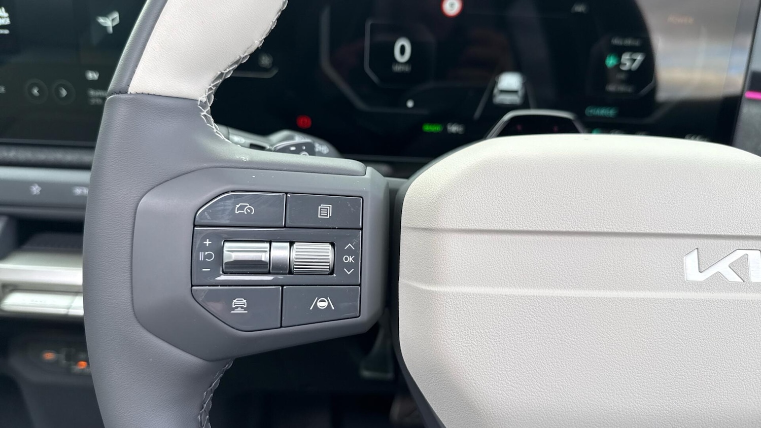 Used Kia EV3 2025 for sale - 76307103: Photo 50