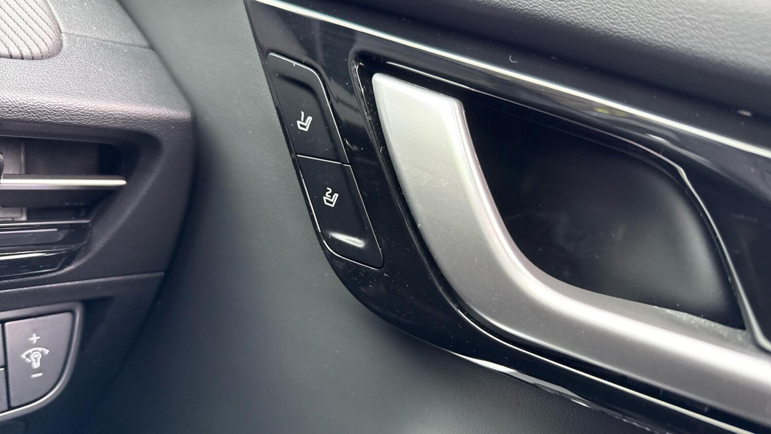 Used Kia EV6 2023 for sale - 76388672: Photo 40