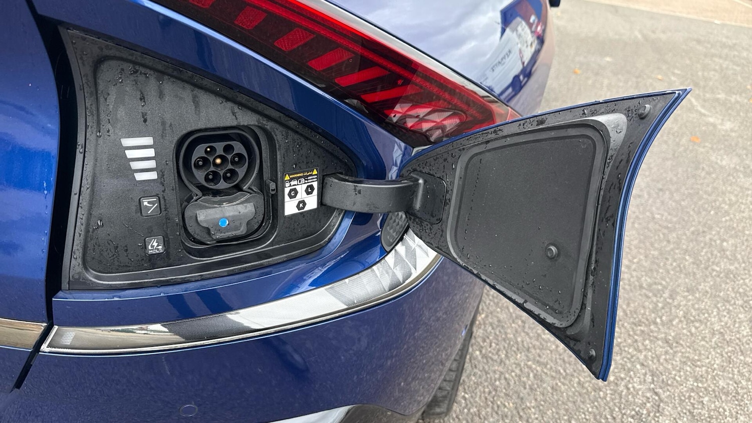 Used Kia EV6 2023 for sale - 76388672: Photo 9