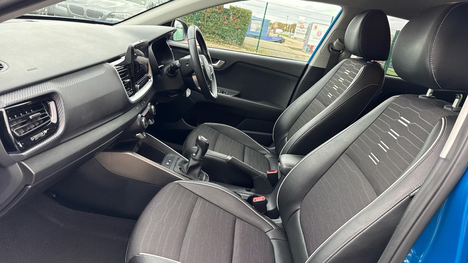 Used Kia Stonic 2022 for sale - 76307204: Photo 20