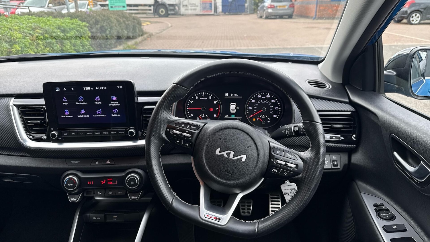 Used Kia Stonic 2022 for sale - 76307204: Photo 32