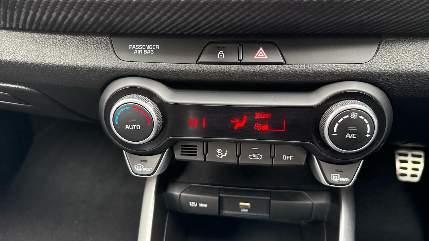 Used Kia Stonic 2022 for sale - 76307204: Photo 41