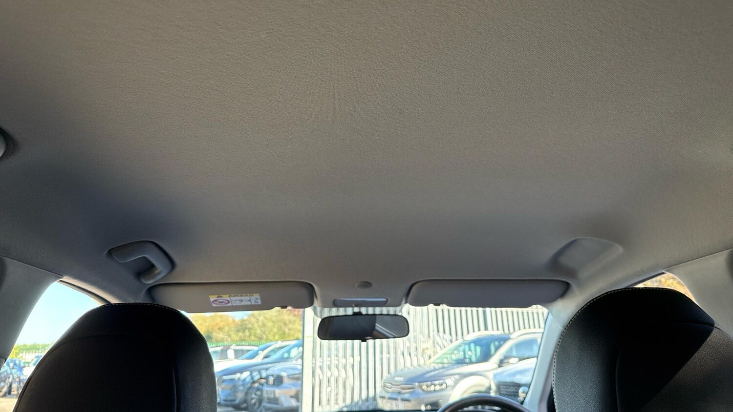 Used Kia Picanto 2023 for sale - 77673001: Photo 11