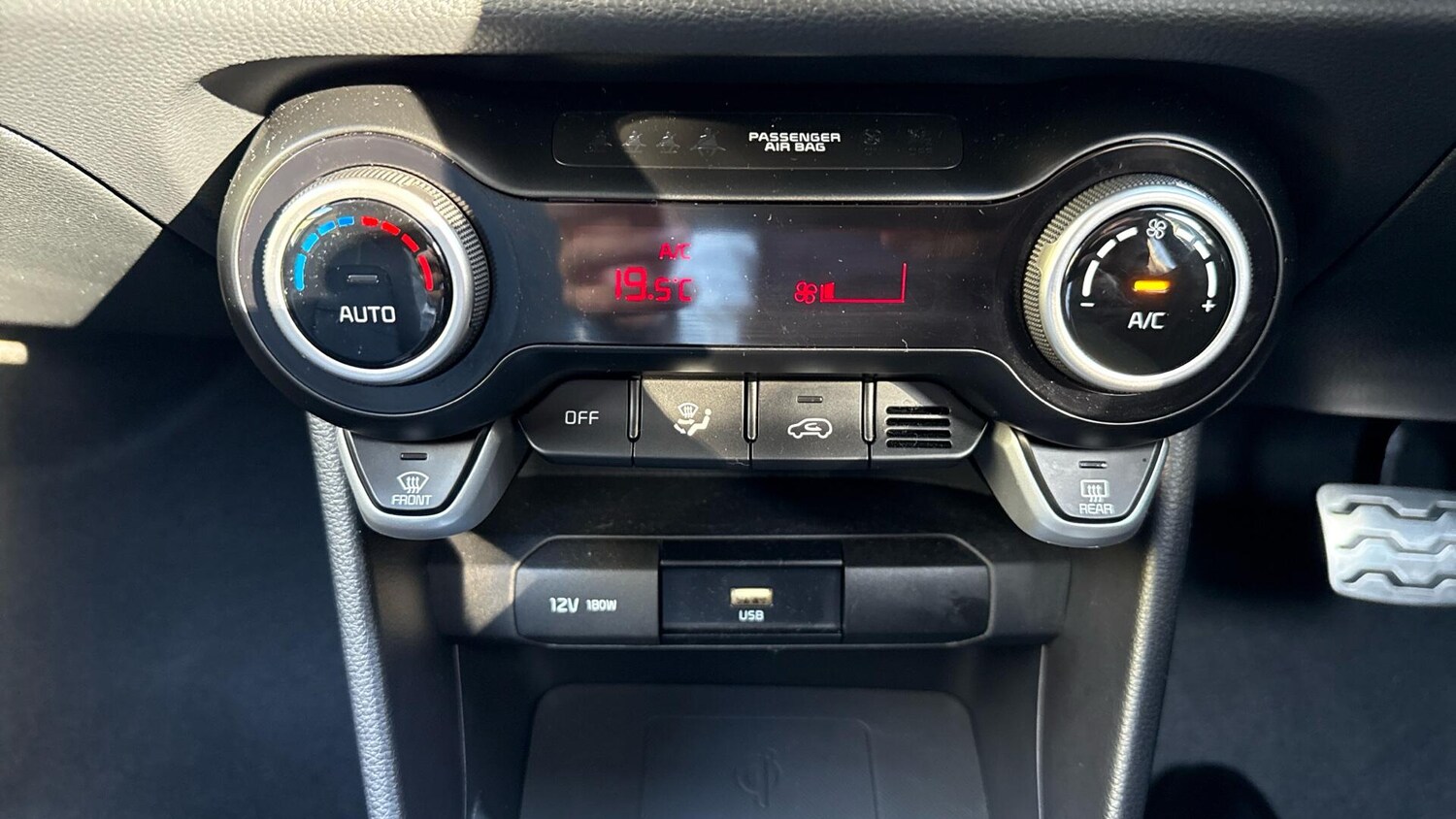 Used Kia Picanto 2023 for sale - 77673001: Photo 40