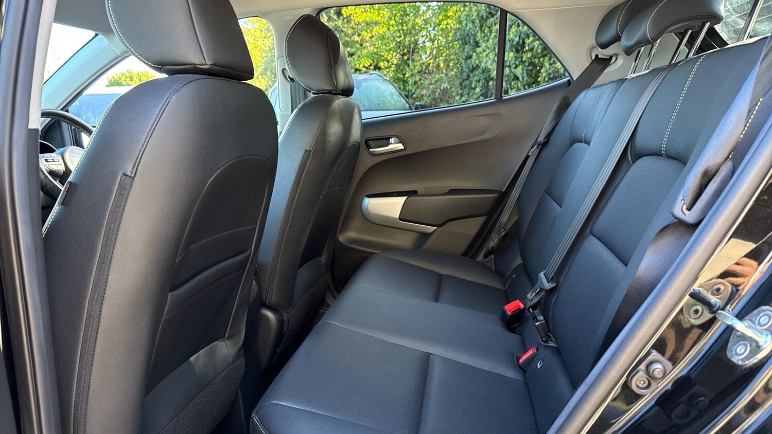 Used Kia Picanto 2023 for sale - 77673001: Photo 9